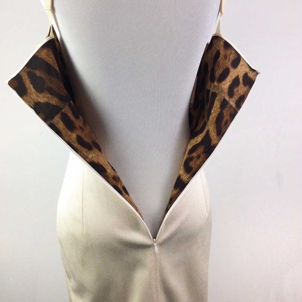 ❌SOLD❌Dolce & Gabbana Cream Stretchy Bodycon Dress - Picture 5 of 8